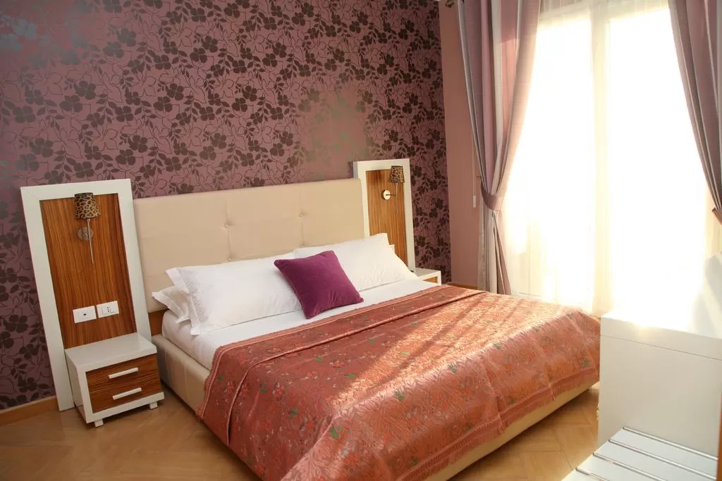 Gold 9 STD DBL 4.jpg